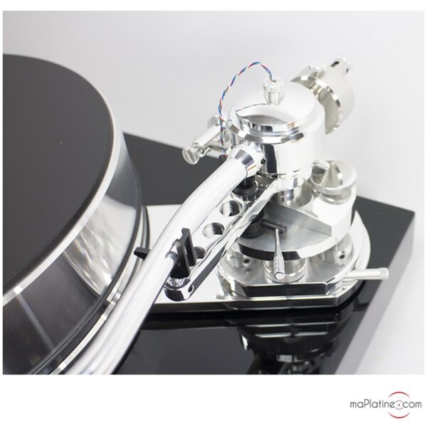 Project Signature 10 Turntable