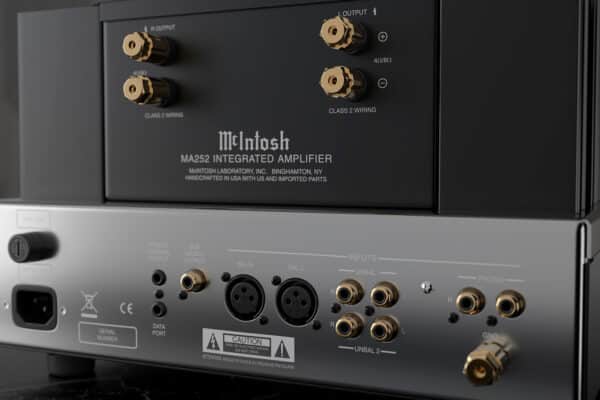 McIntosh MA252 2-Channel Hybrid Integrated Amplifier - back