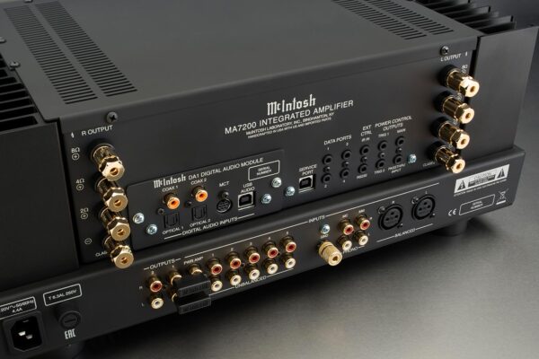 McIntosh MA7200 2-Channel Integrated Amplifier - back side