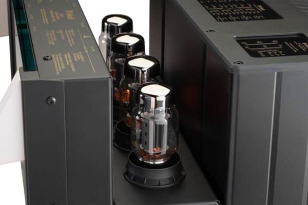 McIntosh MC451 1-Channel Dual Mono Power Amplifier - top.